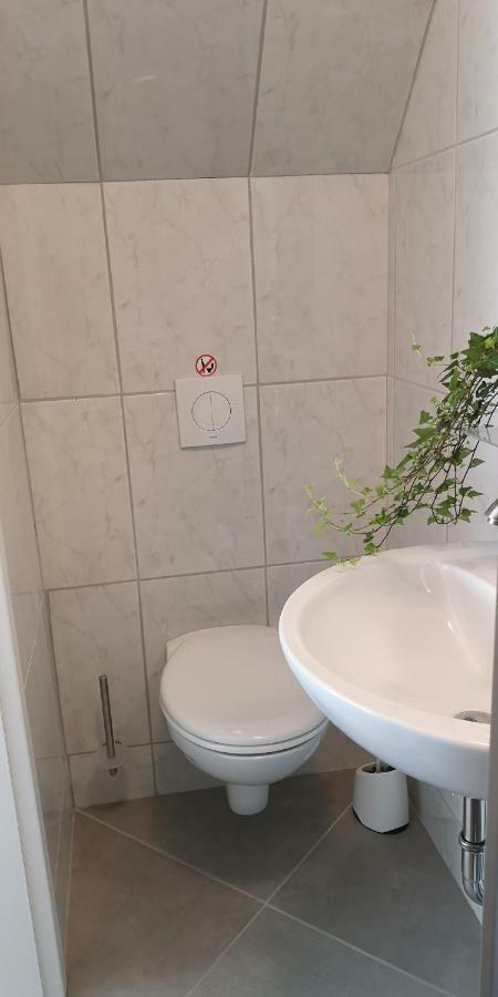 Sleepcentral Leilighet Düsseldorf Eksteriør bilde