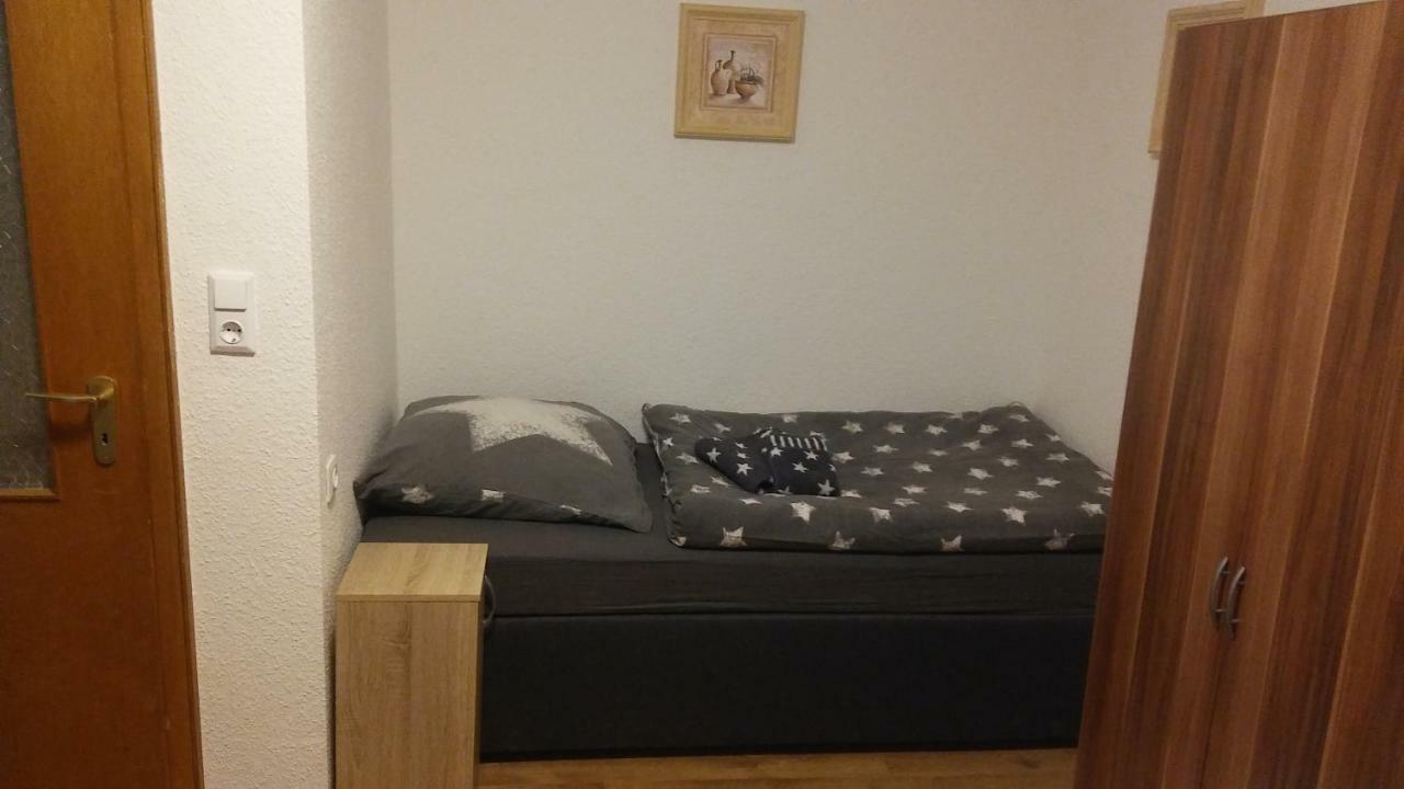 Sleepcentral Leilighet Düsseldorf Eksteriør bilde
