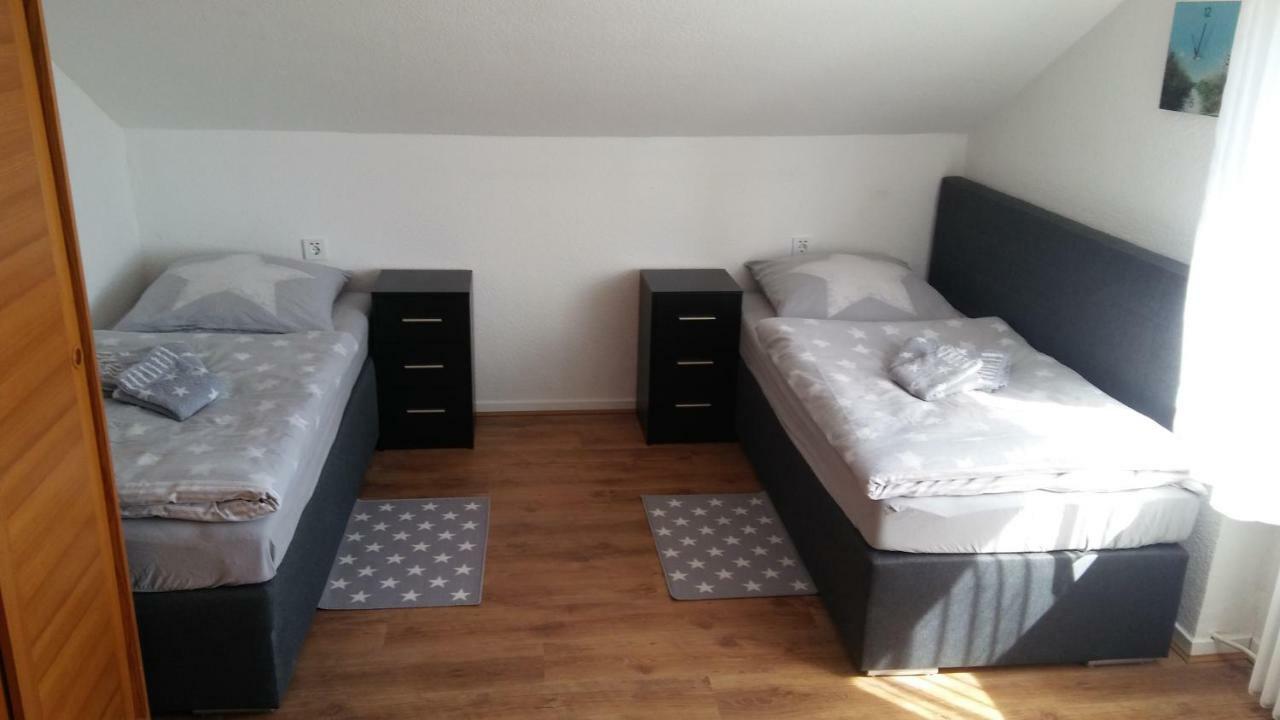 Sleepcentral Leilighet Düsseldorf Eksteriør bilde